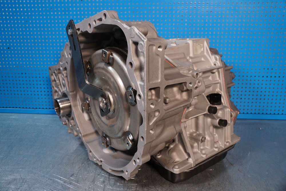 U760f (305000T040)