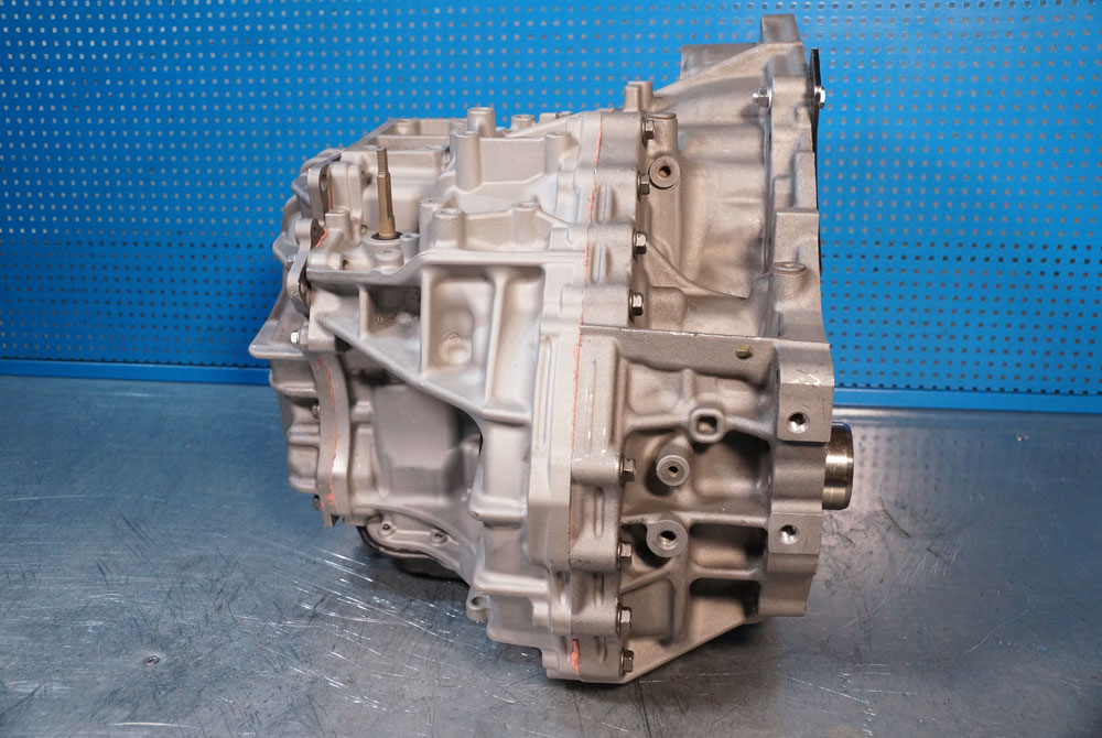 U760f (305000T040)
